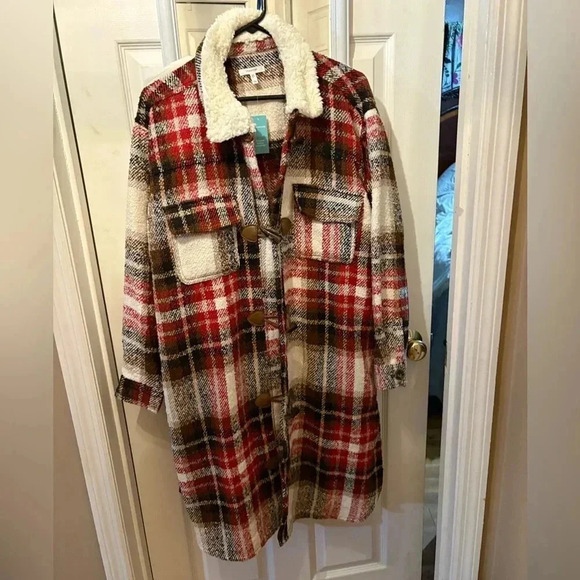 Maurice’s shacket‎ - Picture 1 of 2